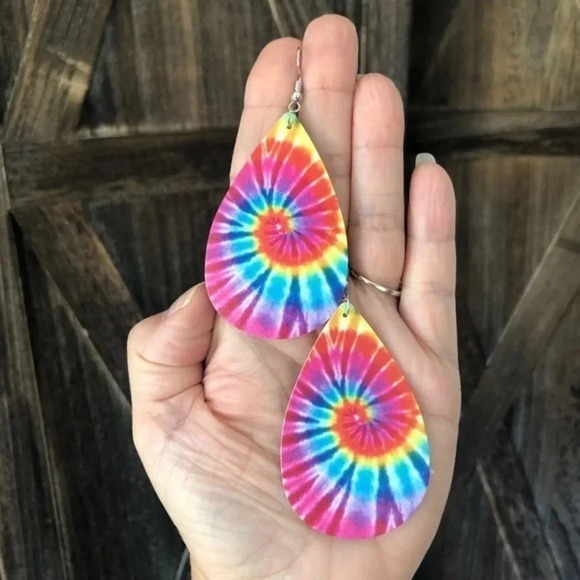 3 for $25/ Tie Dye Swirl 2 Teardrop Faux Leather Die-Cut Drop Earrings NWT - Picture 2 of 3